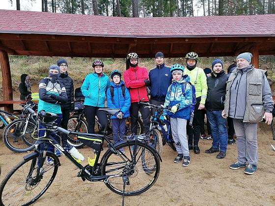 Rajd „Pocztylion” – wędrowali pieszo i na rowerach