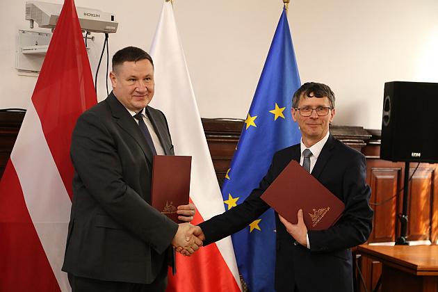Lębork ma nowe miasto partnerskie. Umowa o współpracy z łotewskim Ogre podpisana