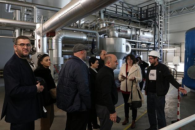 Delegacja z Gruzji w Lęborku: wizyta studyjna w zakresie termomodernizacji i odnawialnych źródeł energii