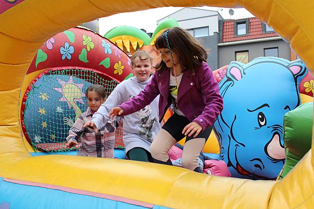 Radosny festyn z okazji Dnia Dziecka na Placu Pokoju w Lęborku
