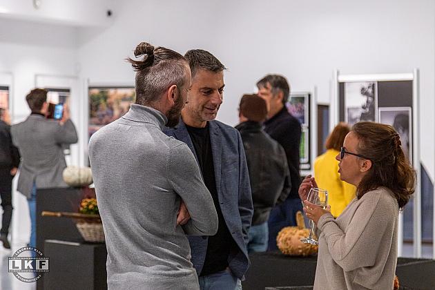 Wystawa fotograficzna „Dwa światy Lęborka” do obejrzenia w Wieży Ciśnień