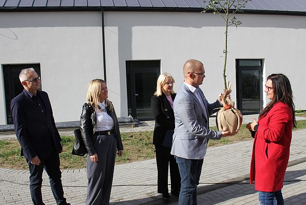 Miasto Lębork po raz drugi wsparło budowę hospicjum w Pogorzelicach