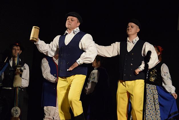 20-lecie Zespołu Pieśni i Tańca „Ziemia Lęborska” – Jubileusz pełen tańca i wzruszeń