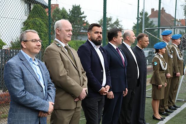 Uczniowie wrócili do szkół. Inauguracja roku szkolnego w SP nr 5 w Lęborku