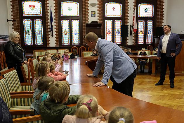 Mali goście w ratuszu