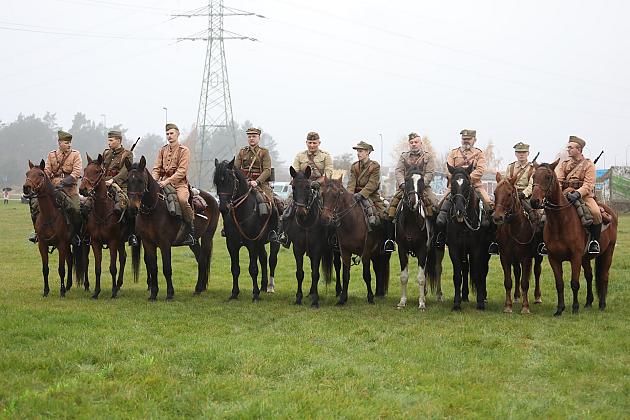 Lębork uczcił niepodległość widowiskiem o „Hubalu”