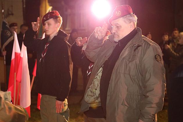 Capstrzyk z harcerzami z okazji Święta Niepodległości