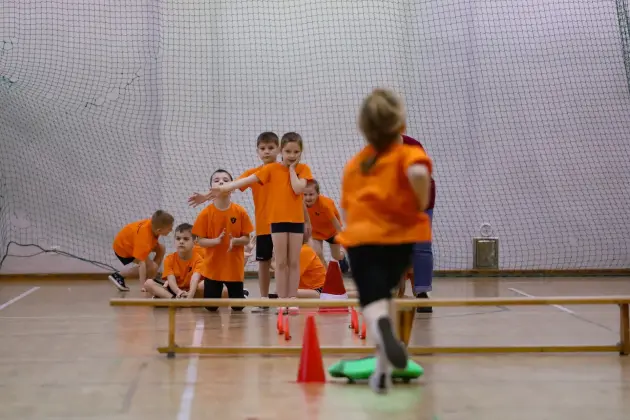 „Lęborskie pierwszaki to fajne dzieciaki” – sportowe święto najmłodszych