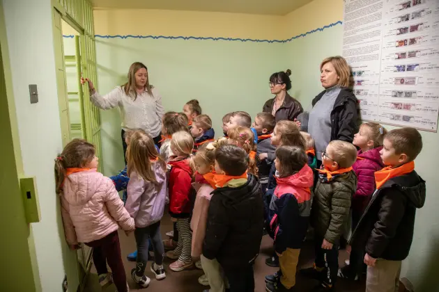 Wyjątkowi goście w ratuszu – Jagódki poznają pracę urzędnika