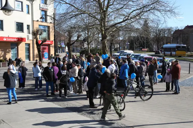 Lębork solidarny z osobami w spektrum autyzmu