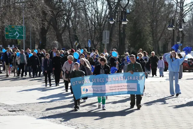 Lębork solidarny z osobami w spektrum autyzmu