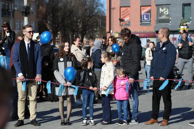 Lębork solidarny z osobami w spektrum autyzmu