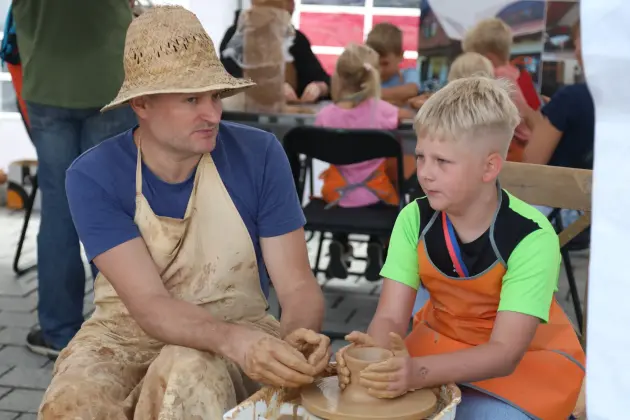 Ceramiczny Lębork za nami. Pożegnanie Lata trwa – przed nami popołudnie i wieczór pełne atrakcji!