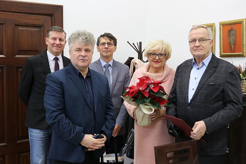 Podziękowania za wieloletnią pracę i współpracę