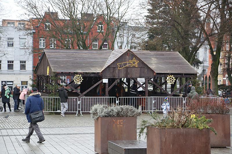 Żywa szopka na Pl. Pokoju
