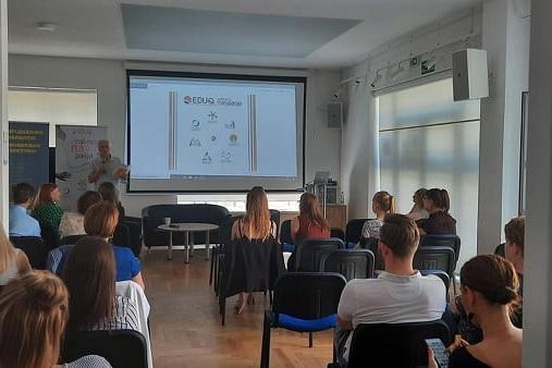 Konferencja pt. Lęborskie Spotkania Praktyków Pomocy i Wsparcia w Klubie Osiedlowym Baza