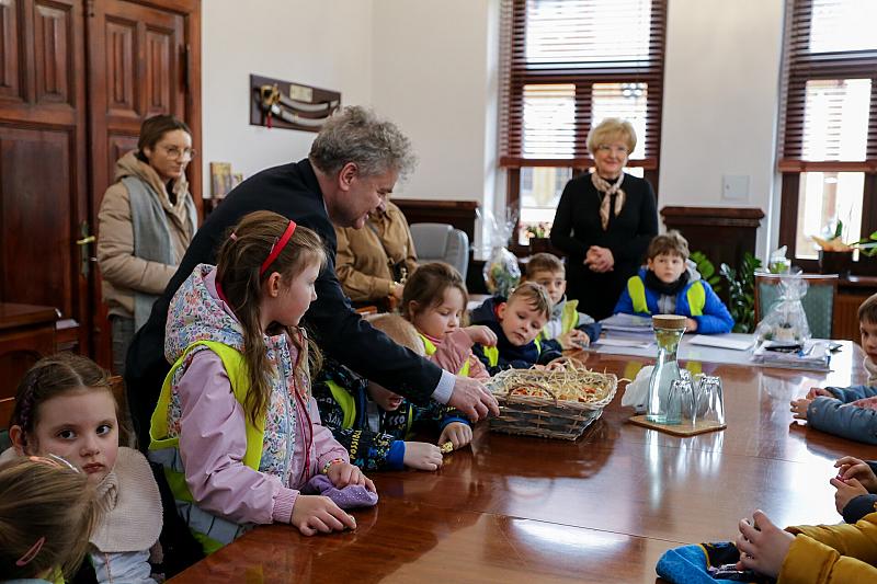 Wizyta Dzieci z Przedszkola nr 5 w Urzędzie Miasta